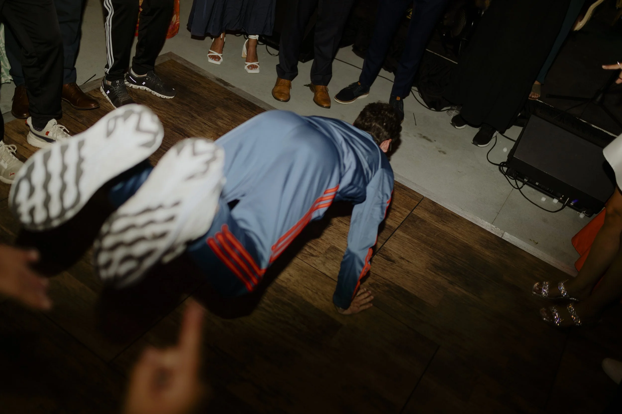 michigan wedding photographer, dance floor photos, flash photography