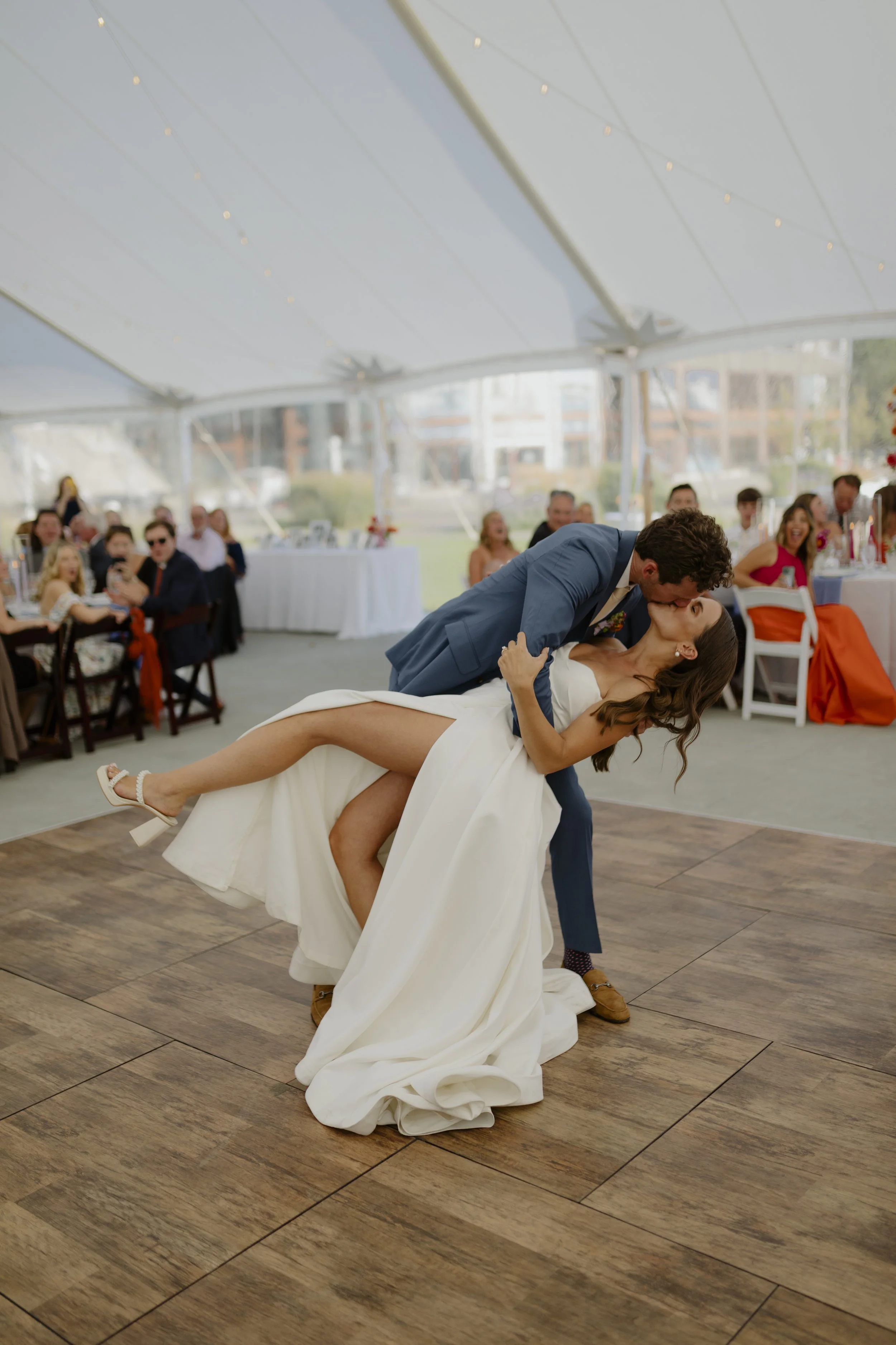 michigan wedding photographer, documentary wedding photographer, first dance photos, dip kiss photos, wedding photo inspo