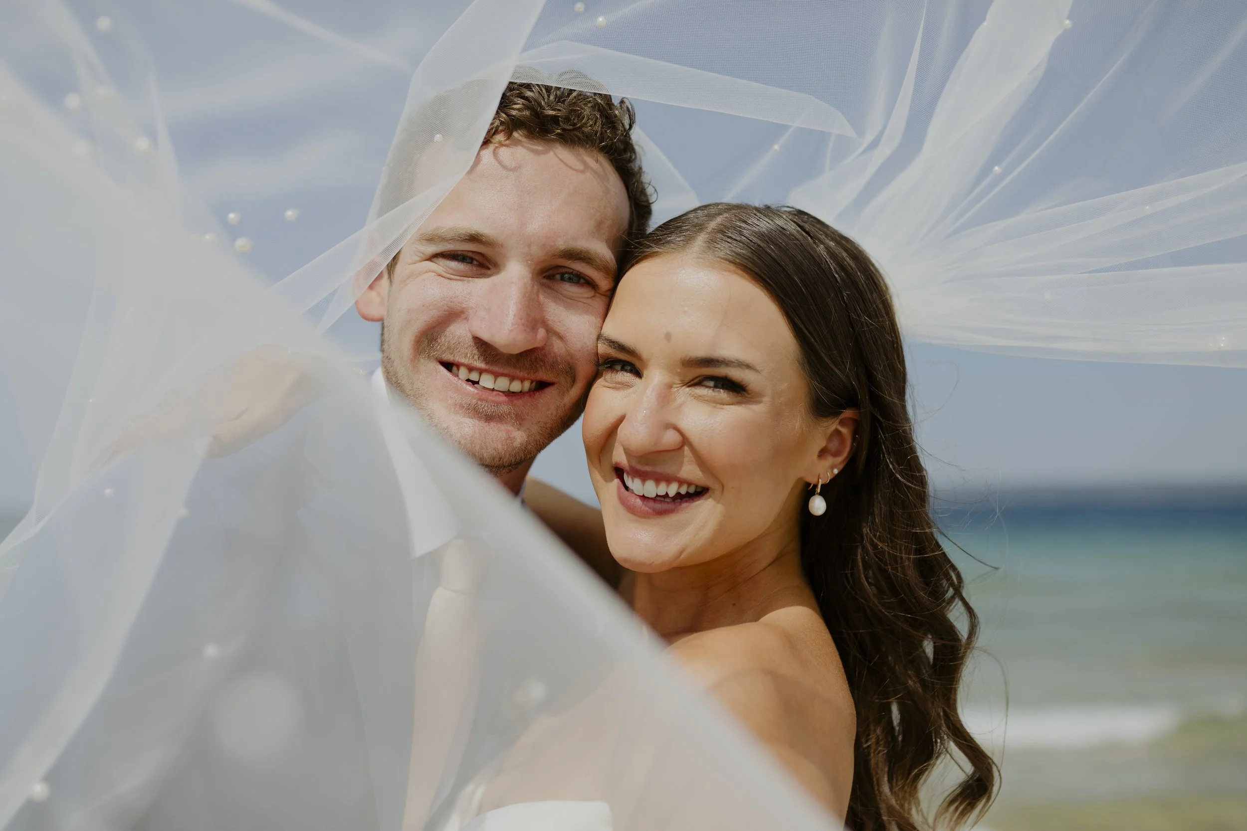 michigan wedding photographer, wedding portraits, bride and groom photos, wedding photo inspo, michigan wedding, northern michigan