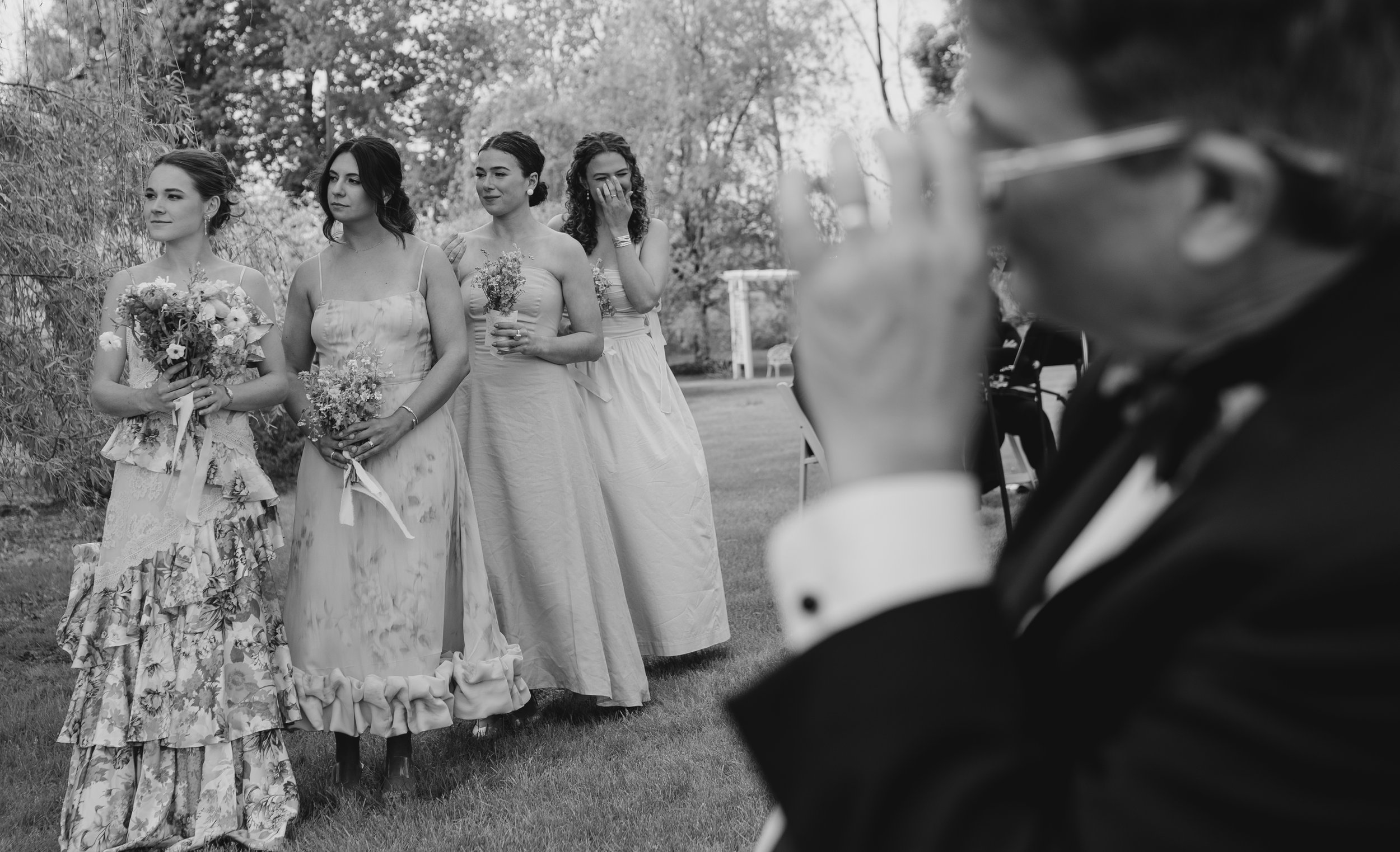 documentary wedding photos, documentary wedding photographer, black and white wedding photos, emotional wedding photos