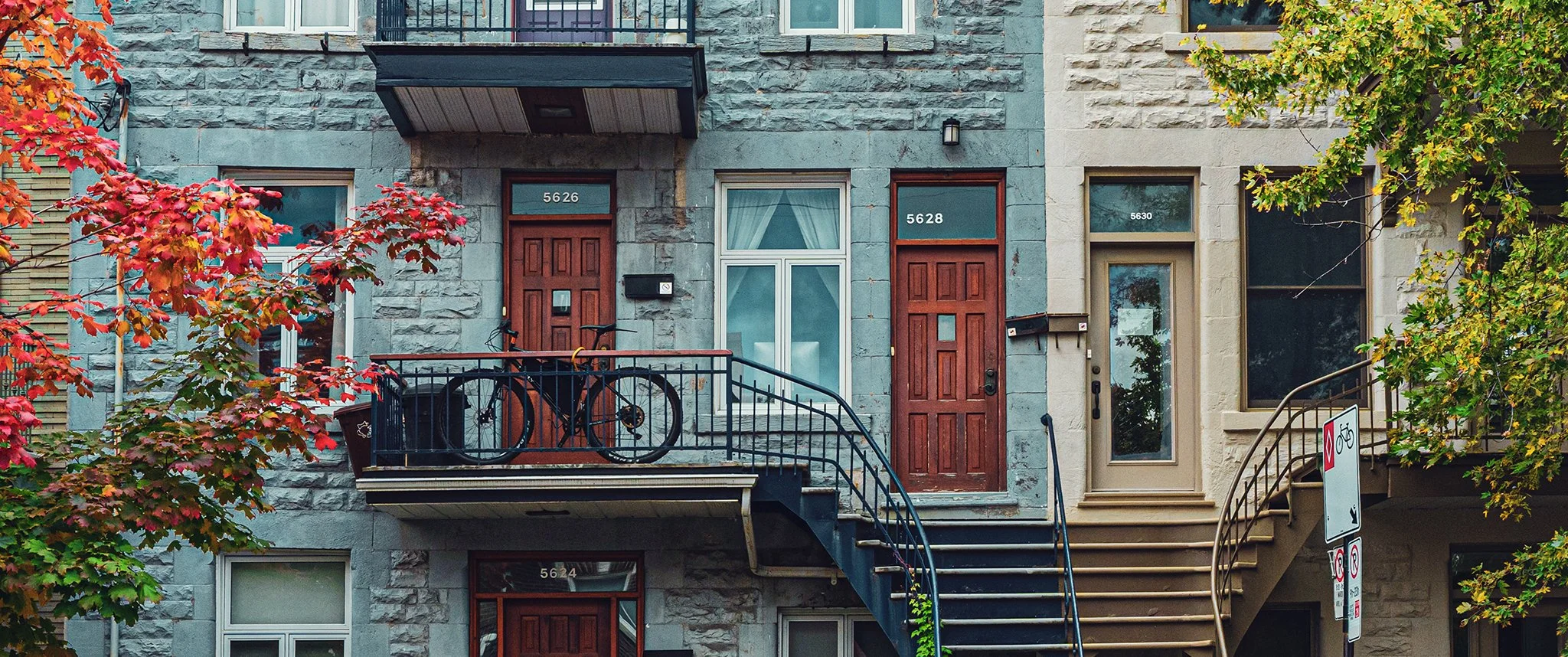 montreal_05_house_front1.jpg