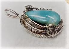 Hanging out around Larimar Pond