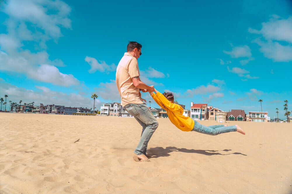 family portrait session | modern styled photoshoots | newport beach | orange county | by joseph barber photography