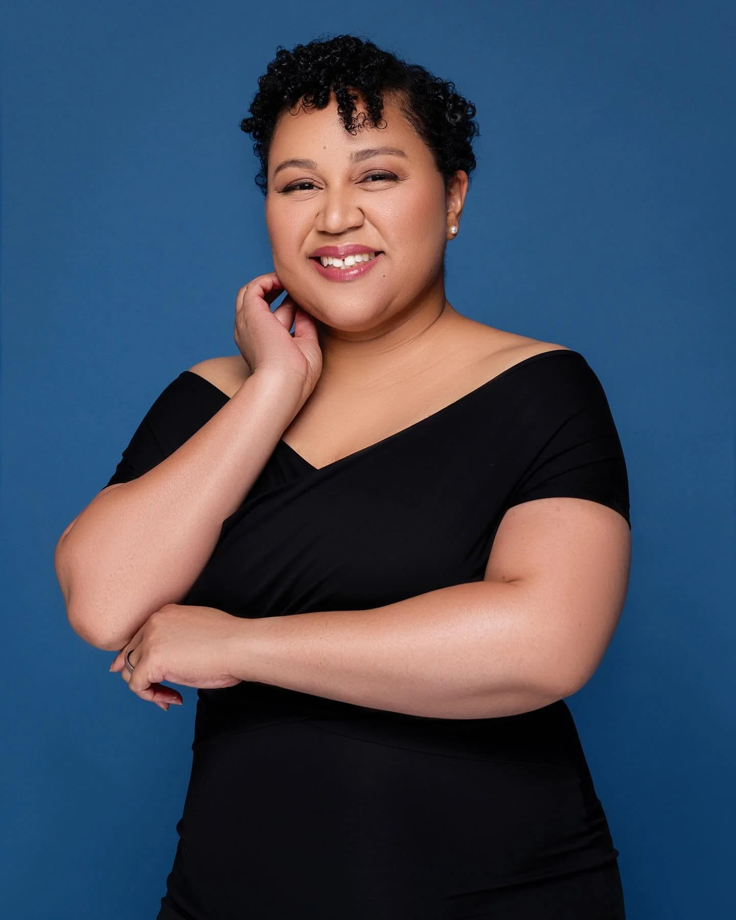 My headshots for this year are here! Thank you @zlewisphotography for doing such a wonderful job! 💜 It&rsquo;s been too long since I&rsquo;ve had professional headshots done, so this set is starting a tradition of getting good photography done of my