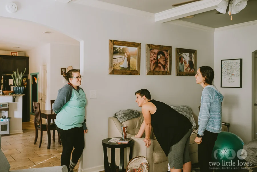 Mom_Labors_At_Home_Warner_Robins_Birth_Photography_Natural_Delivery38.jpg