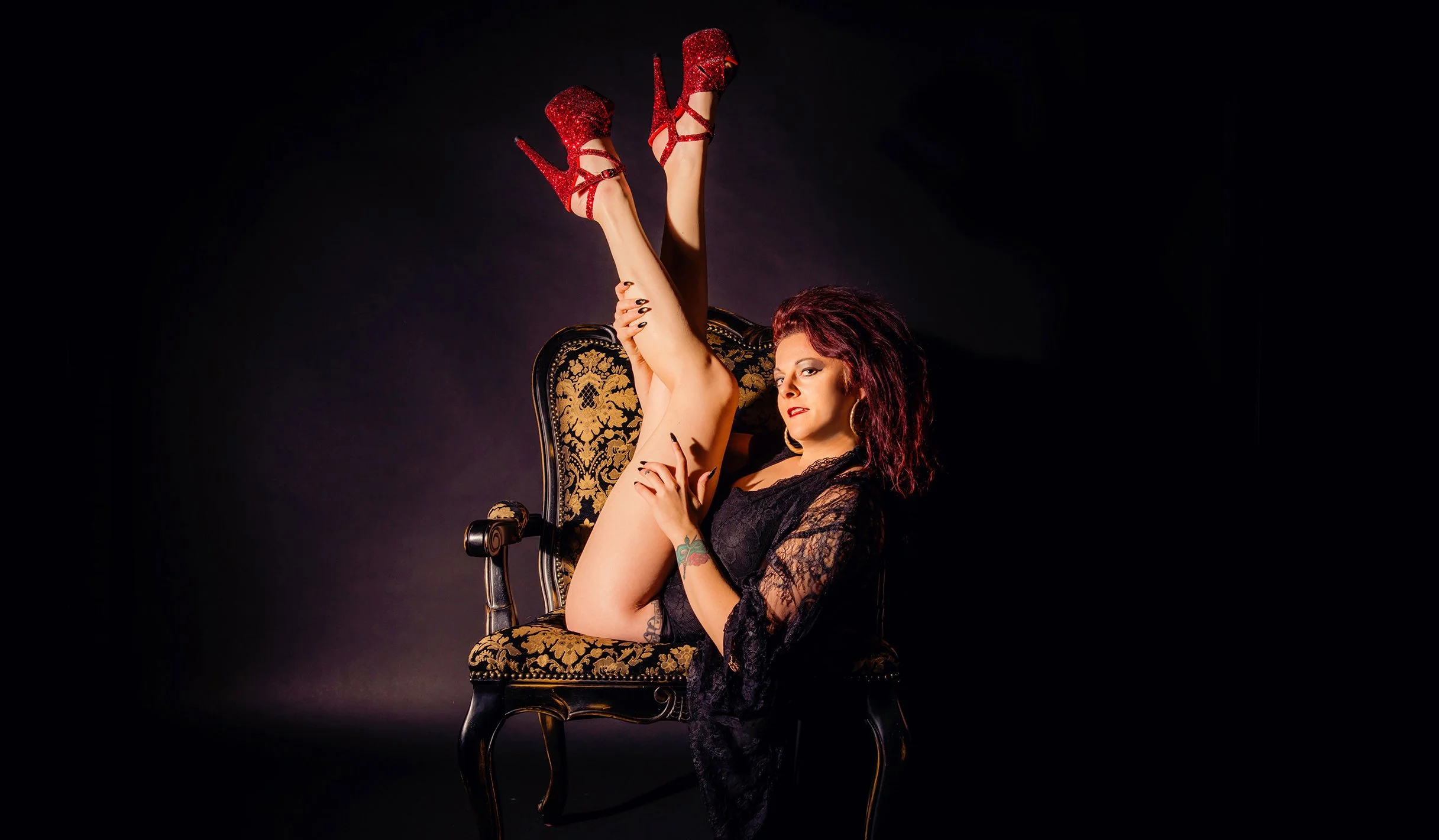 In-Person: Dance For Your Darlin' Workshop + Polaroid Photoshoot {with Crimson + EboNy}