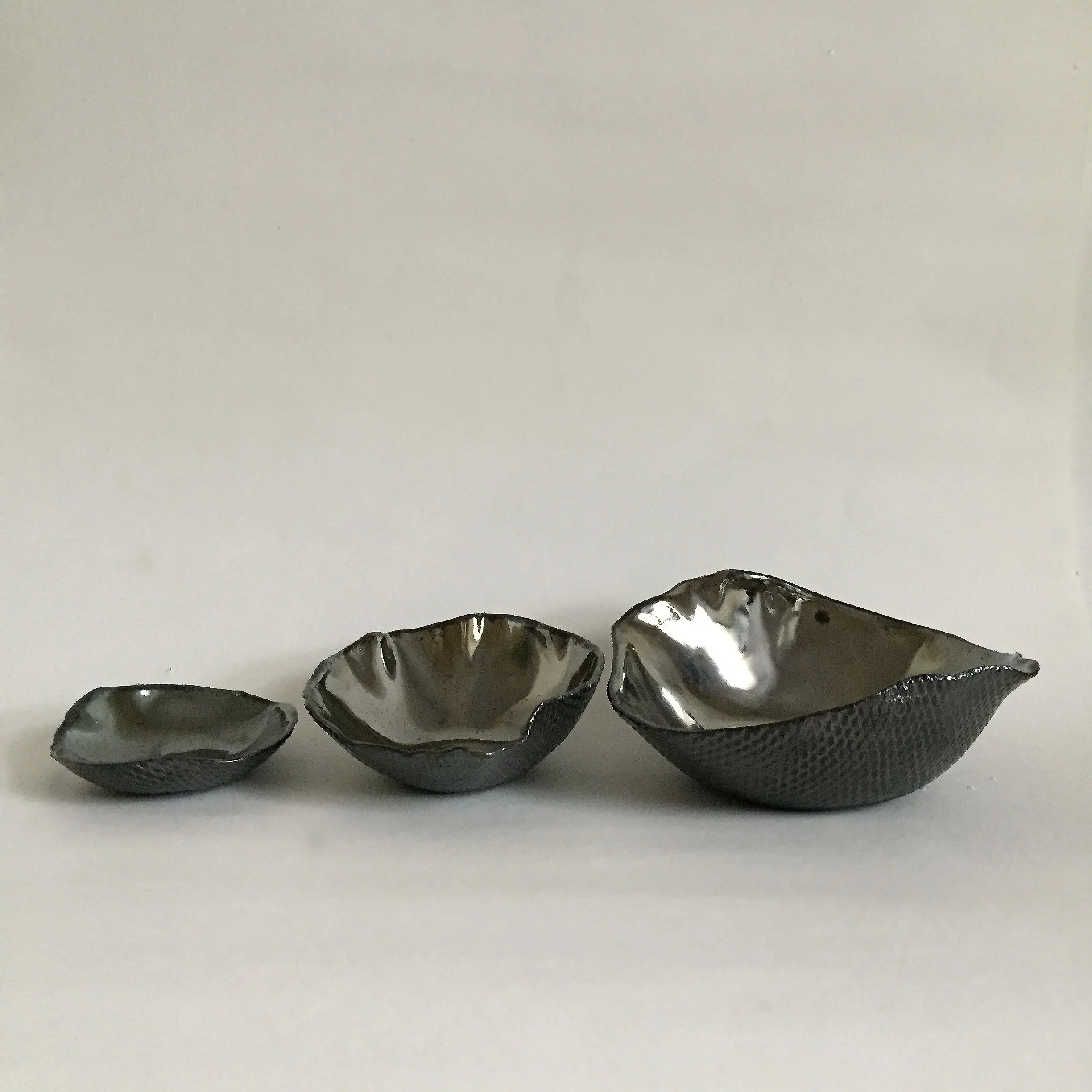 triple set.blk surpent.row.jpeg