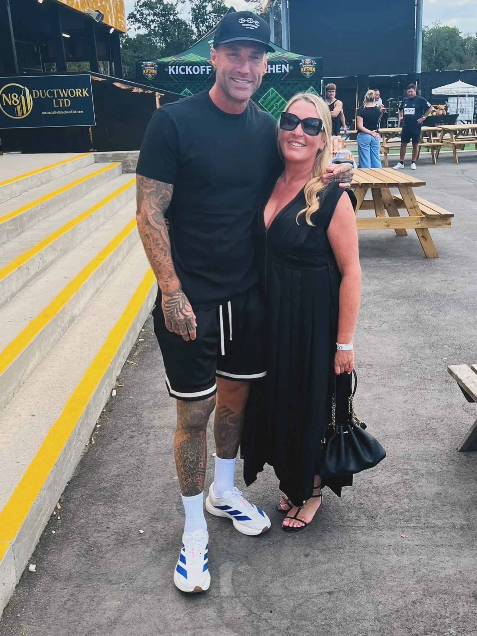 What a day! 💥

@rejuvenatewithalanna was one of the sponsors for the @sellebrity_uk at @craywanderersfc last Sunday, sponsoring an amazing celebrity football match raising money for the Red Eagle charity! I honestly had the best time.
It was so love