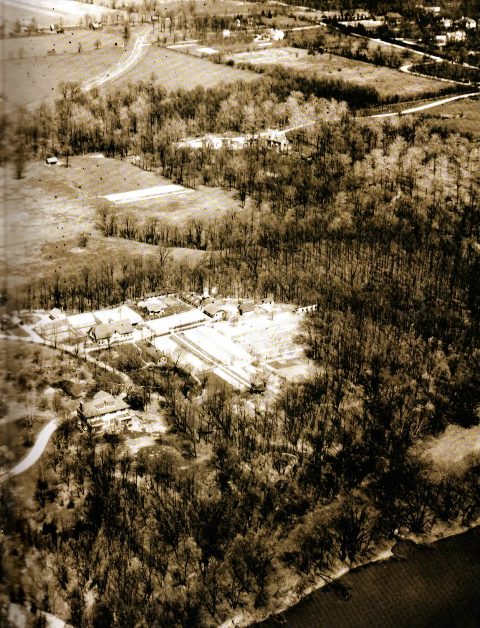 Questover_aerial_historic.jpeg