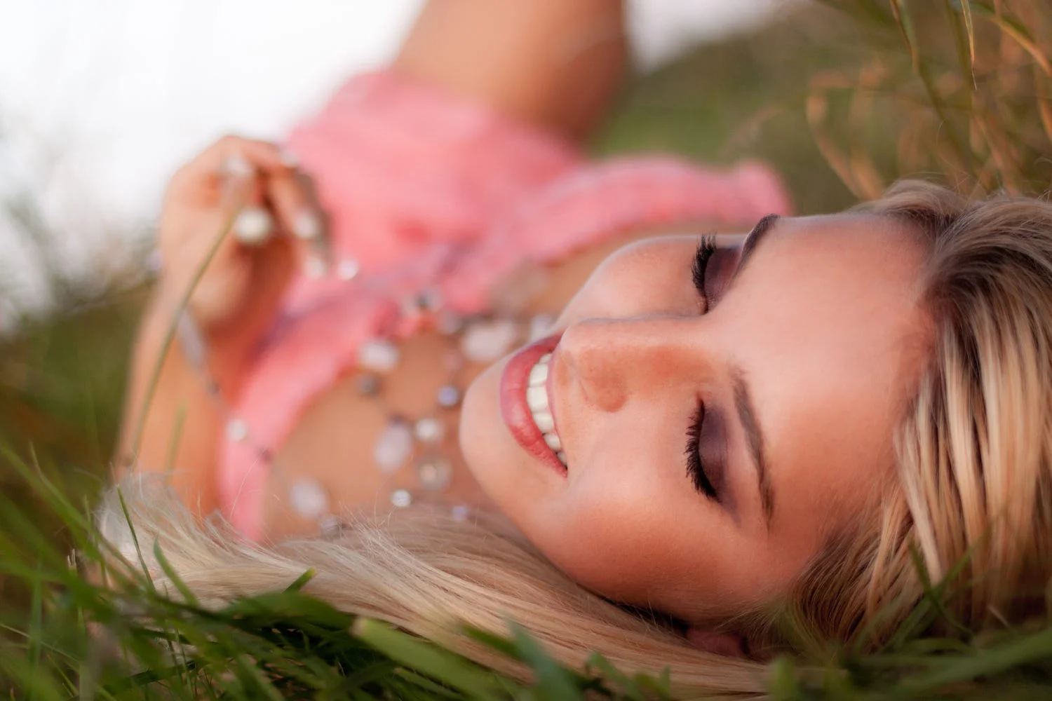 nathalie-loves-summer.jpg