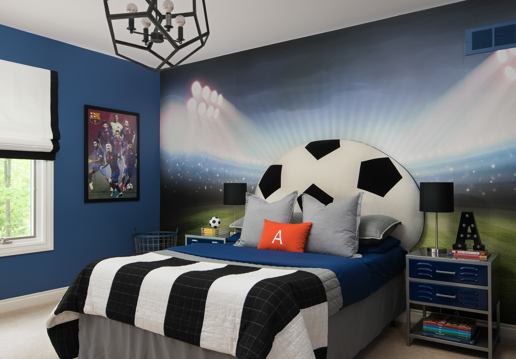 Soccer Themed Bedroom: Soccer Room Decor Ideas — Decor For Kids