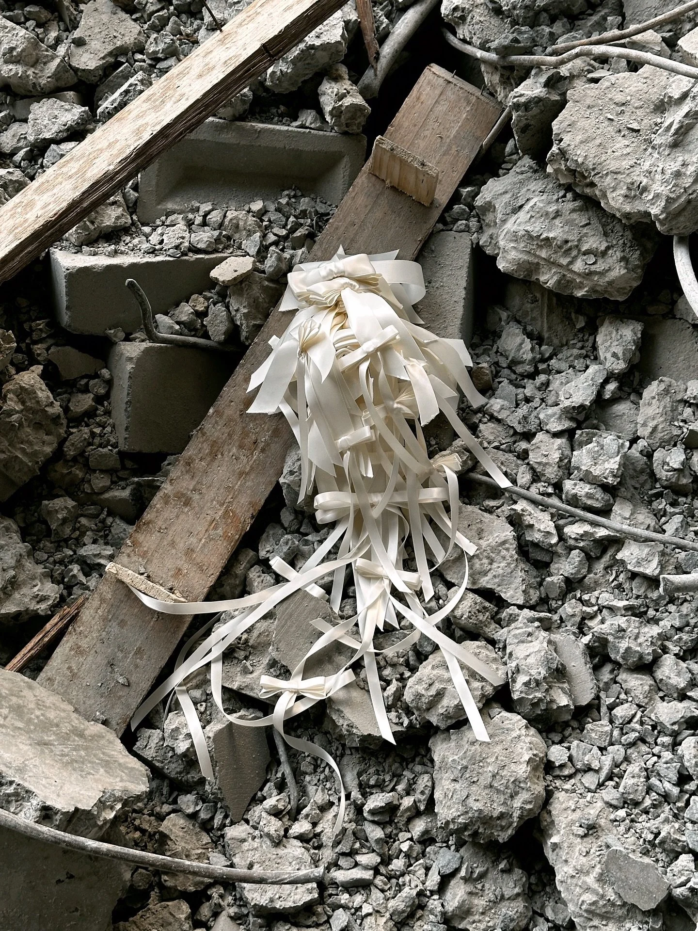 lately i&rsquo;ve been thinking about how easy it is to chase polish - to make everything look finished, certain, controlled.

this test shoot was the opposite showcasing the in-between, where things are still forming and a little imperfect.

a remin