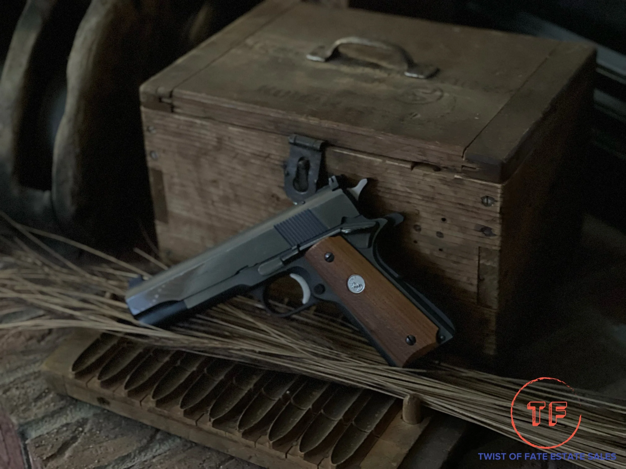 Colonial Acres Park Estate Sale