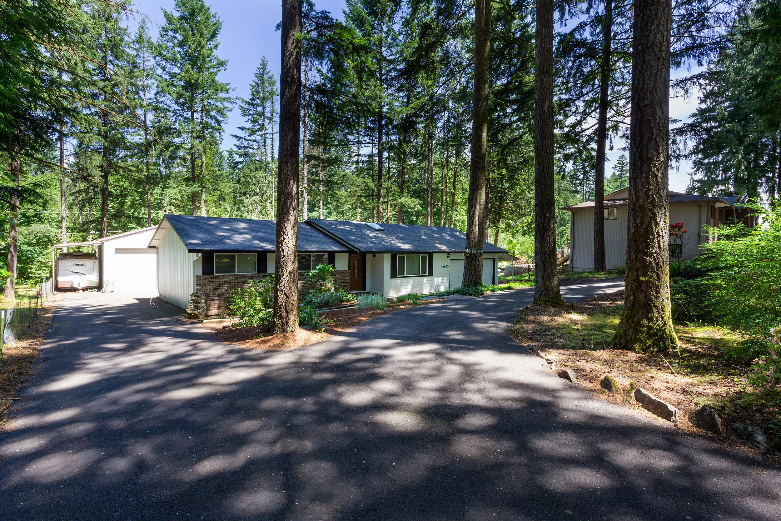16695 Annette Dr. Beavercreek