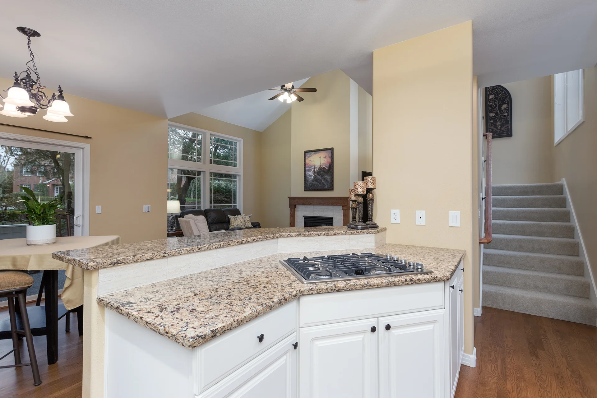 22275 Chelan Lp, West Linn