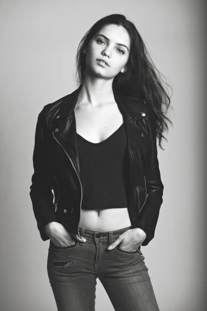 03_LizCaruso_AnastasiaFord-667x1000.jpg