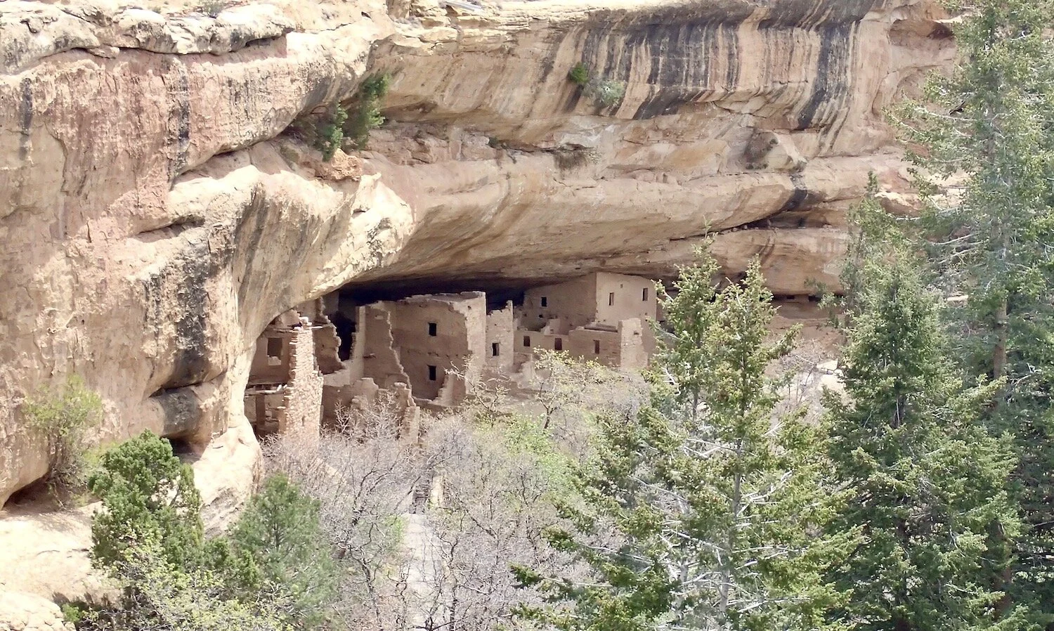 Traveling America By Van: Pueblos And Cliff Dwellings