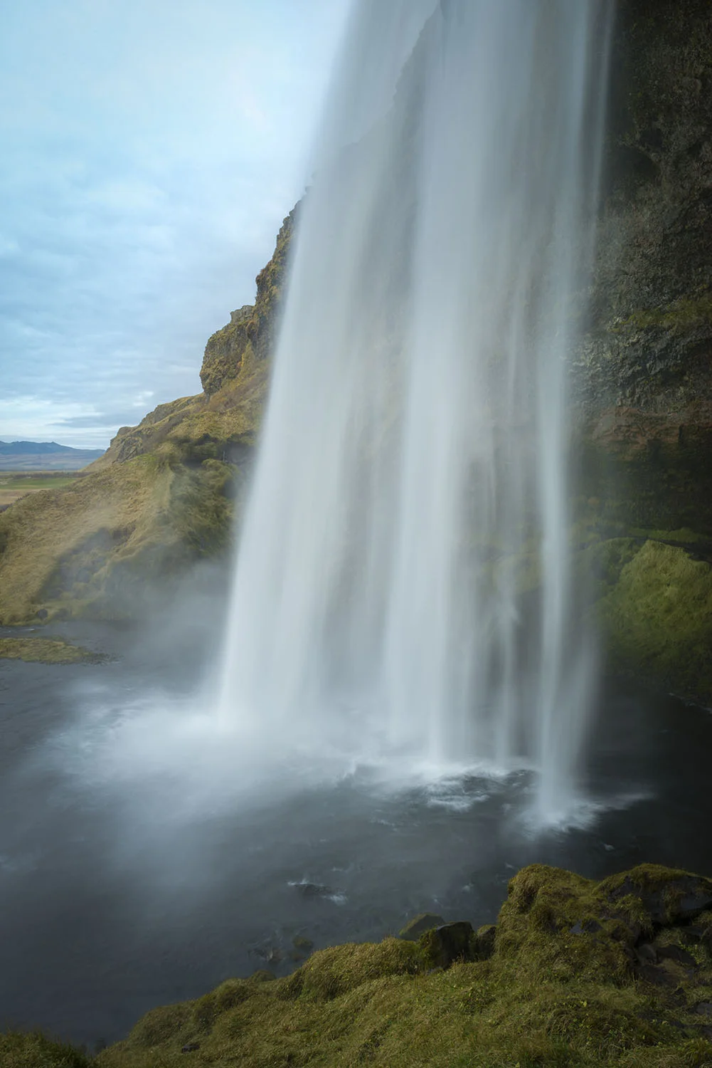 ICE Seljalandsfoss 2.jpg