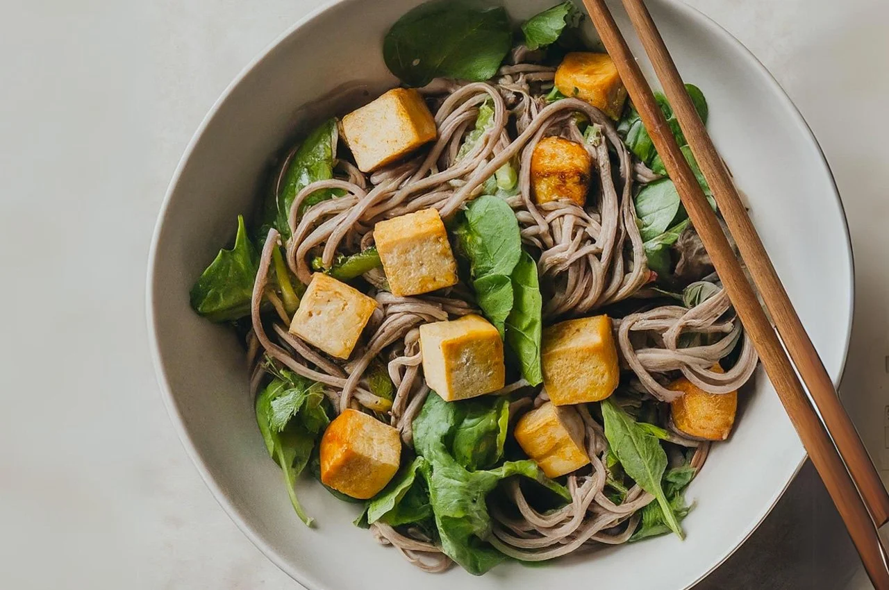 Tofu soba noodles