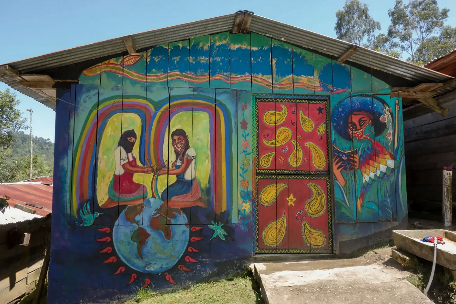 Credit, Lorie Novak, www.lorienovak.com, 2013 Oventic Murals, from Dancing with the Zapatistas