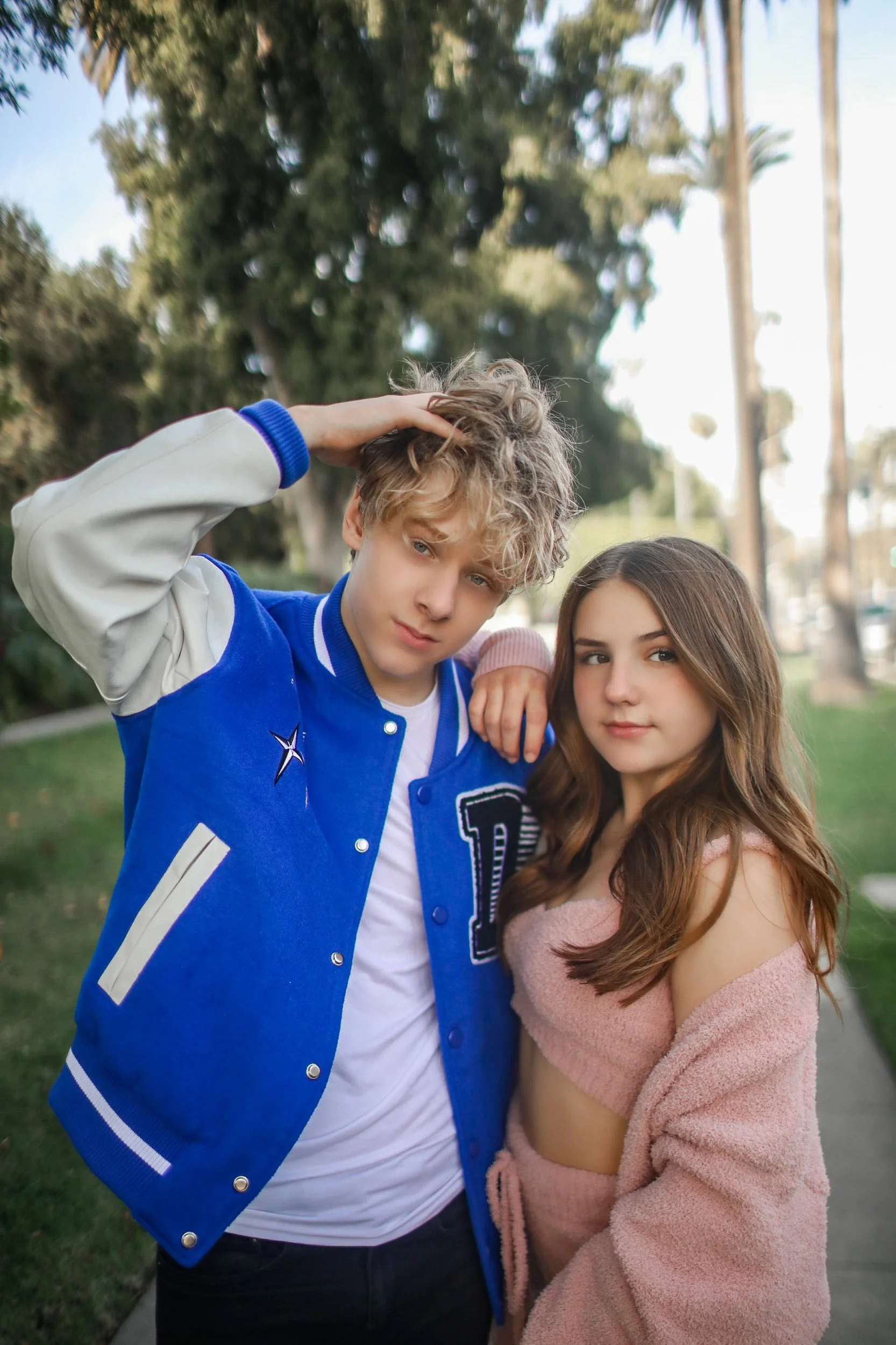 Robbert Fall Am Ashley Robbert
