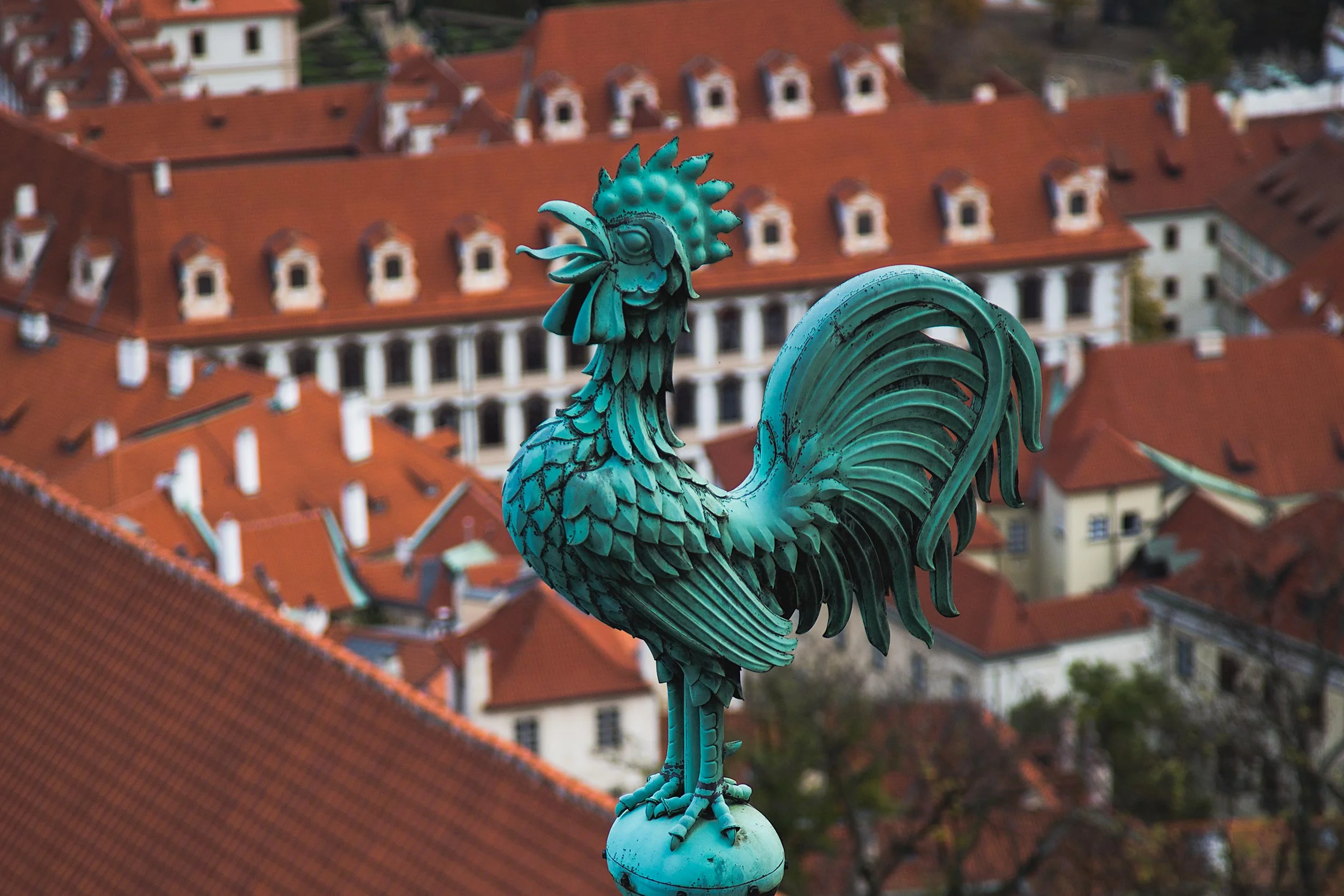 PragueCastleSculpture.jpg