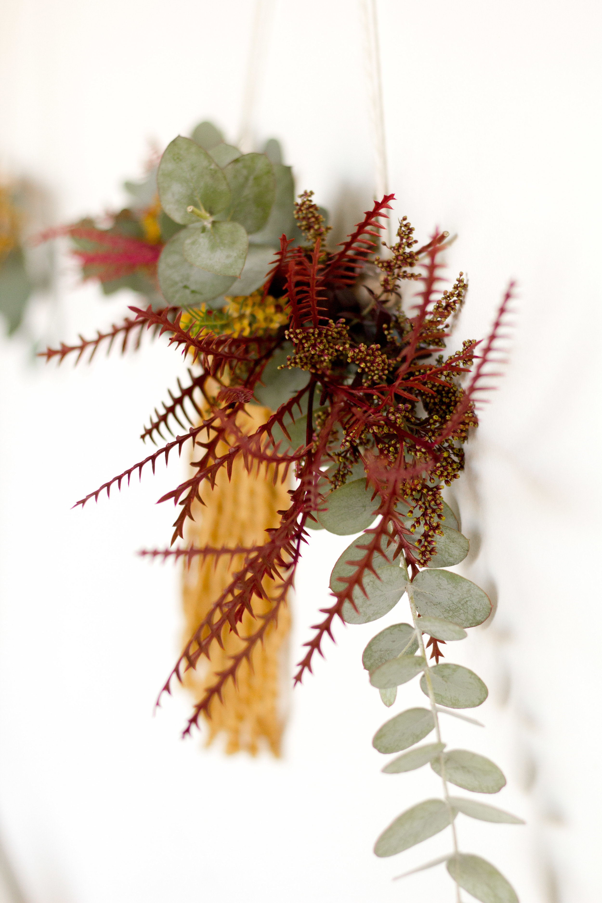 Fall Wall Hanging Wreath | Relevant + Raw Installation | @RelevantRaw