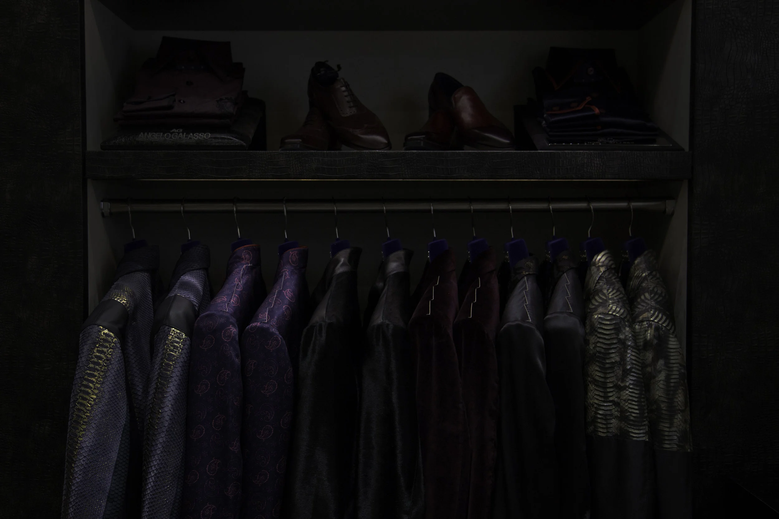 JACKETS SHOE SHELF.jpg