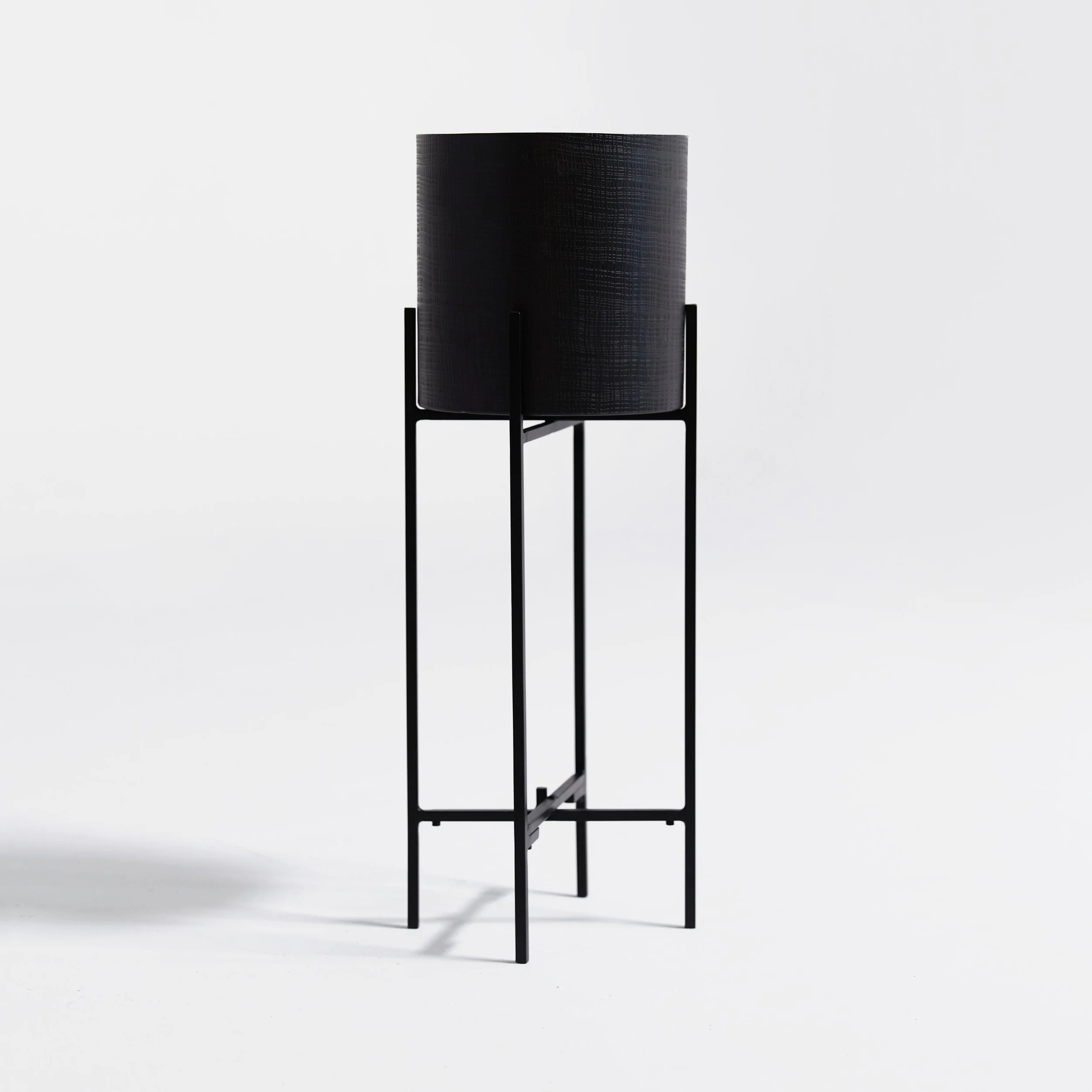 Planter Medium_1.jpg