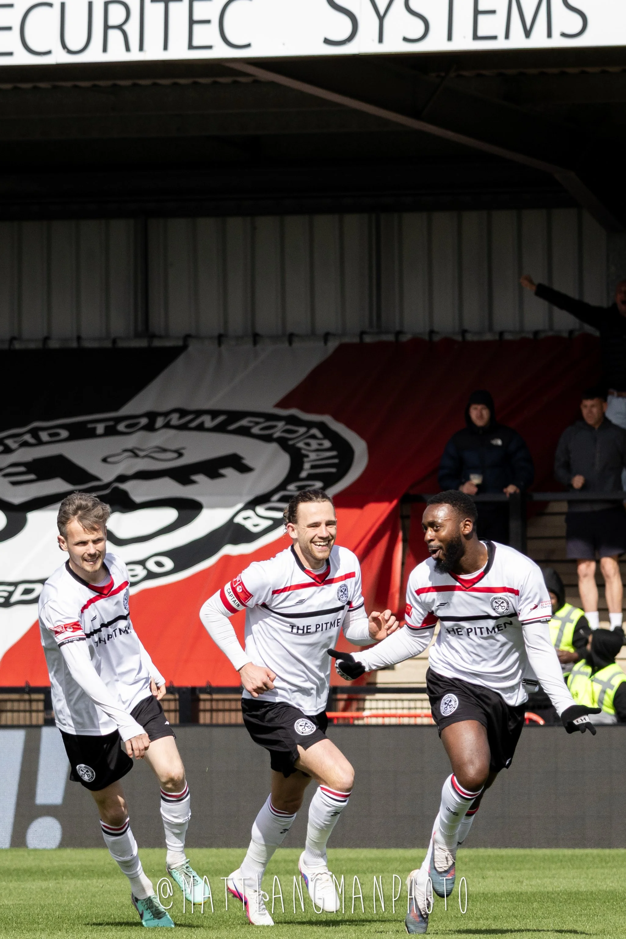 HTFC V MORPETH TOWN AFC-67.jpg