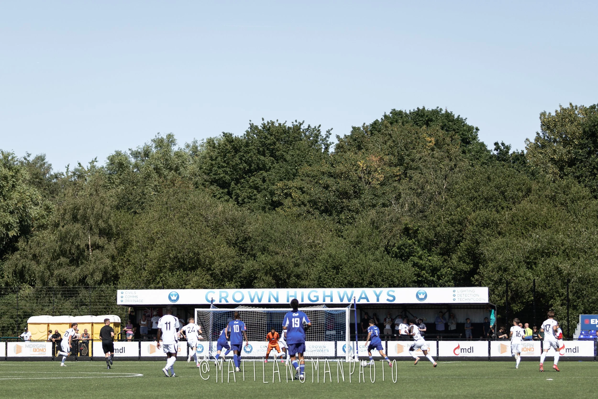 PLAYER SIGNINGS-38.jpg