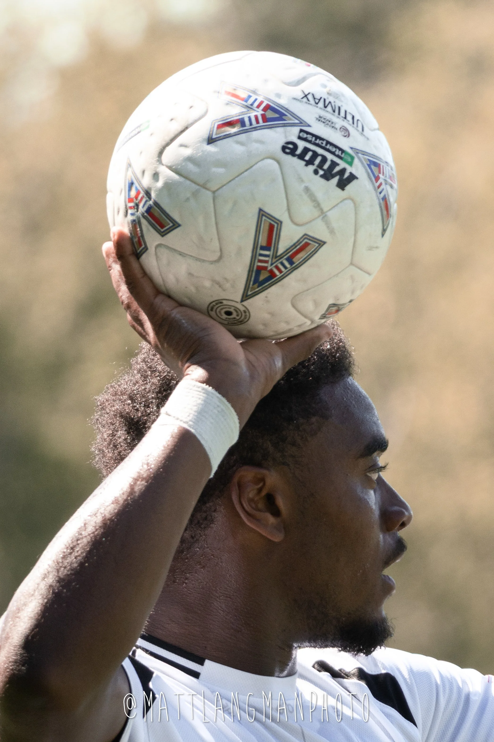 PLAYER SIGNINGS-54.jpg