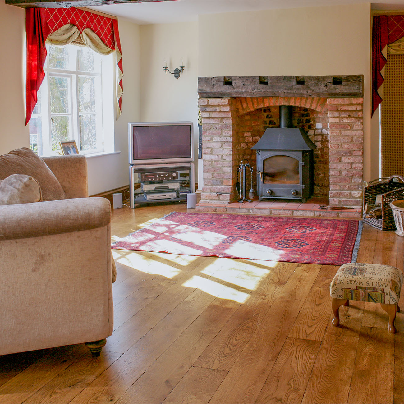 Oak panel flooring