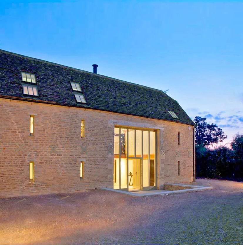 Historical Barn Conversion Cotswolds04.jpg