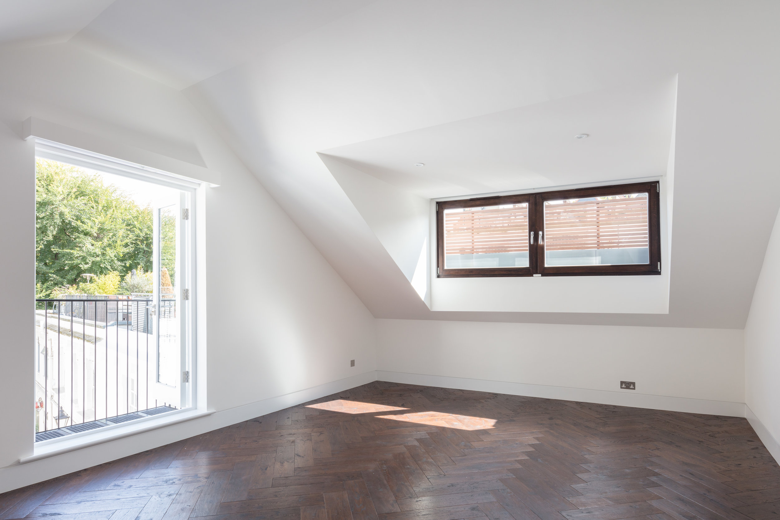 Distressed flooring