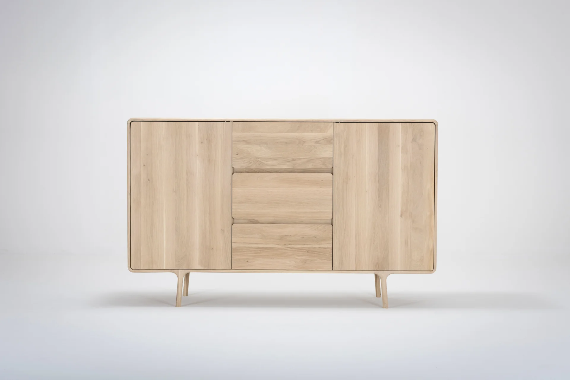 lq-st-fawn-dresser-180x45x110-oak-white-1015-1.jpg