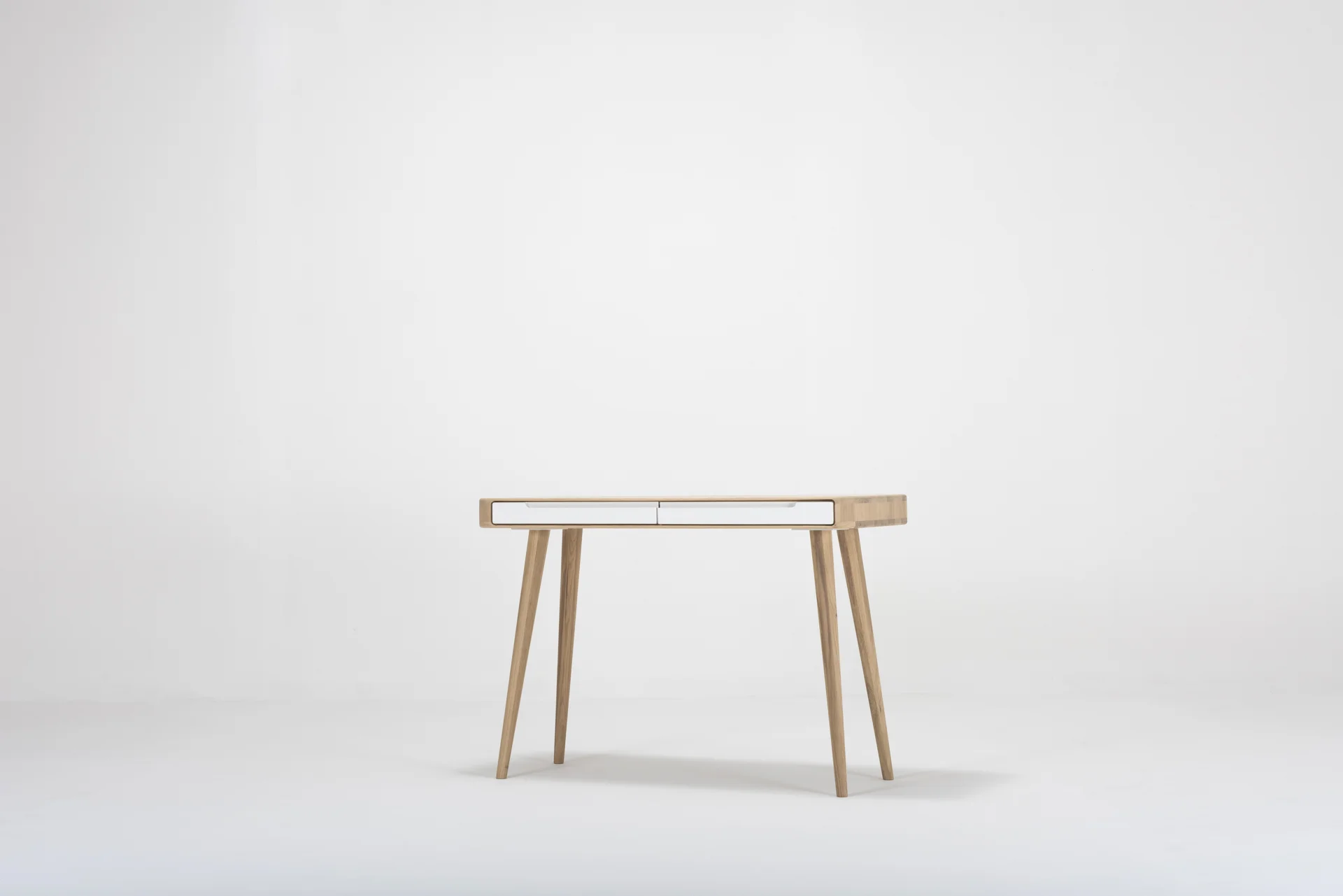 lq-st-ena-dressing-table-110x42x75-oak-white-1015-mdf-white-lacquered-ral-9010-3.jpg