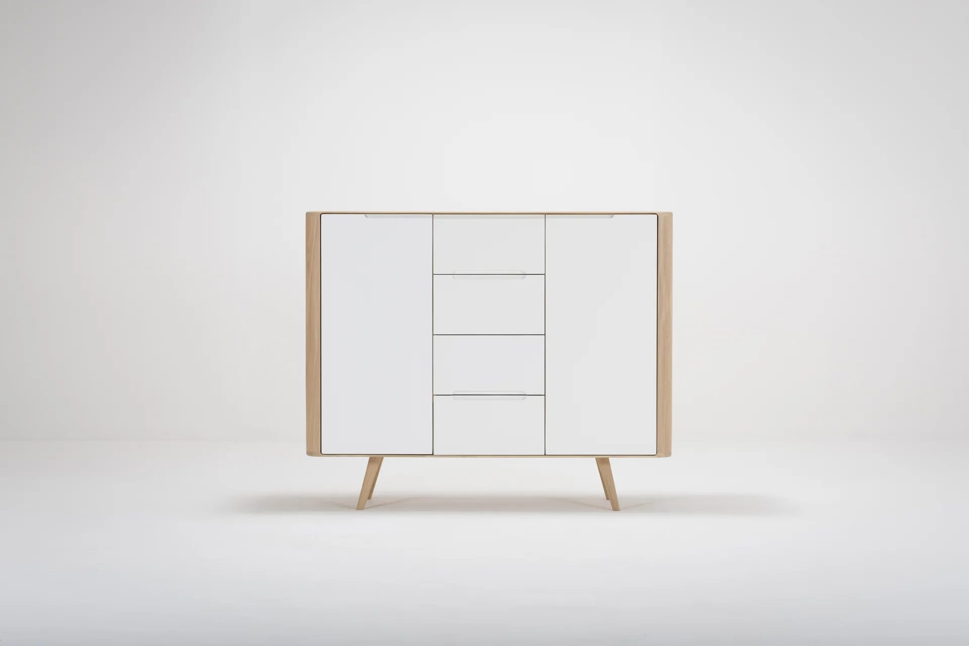 lq-st-ena-dresser-two-135x42x110-oak-white-1015-mdf-white-lacquered-ral-9010-1.jpg