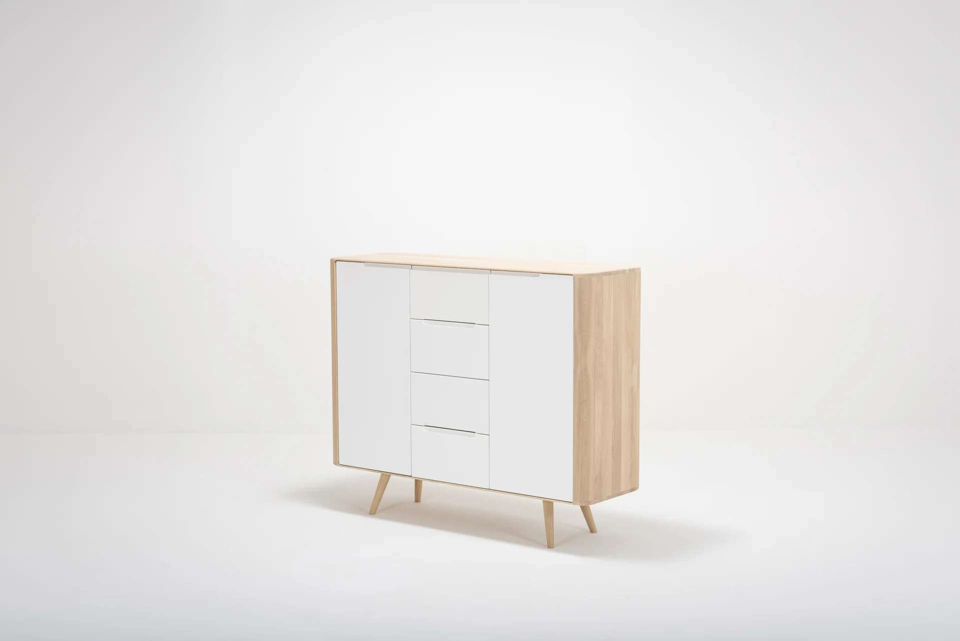 lq-st-ena-dresser-two-135x42x110-oak-white-1015-mdf-white-lacquered-ral-9010-6.jpg