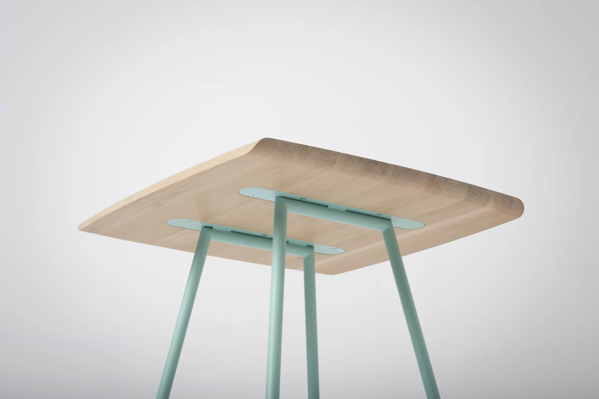 lq-st-leina-bar-table-oak-white-1015-powder-coated-steel-light-green-matte-6027-8.jpg