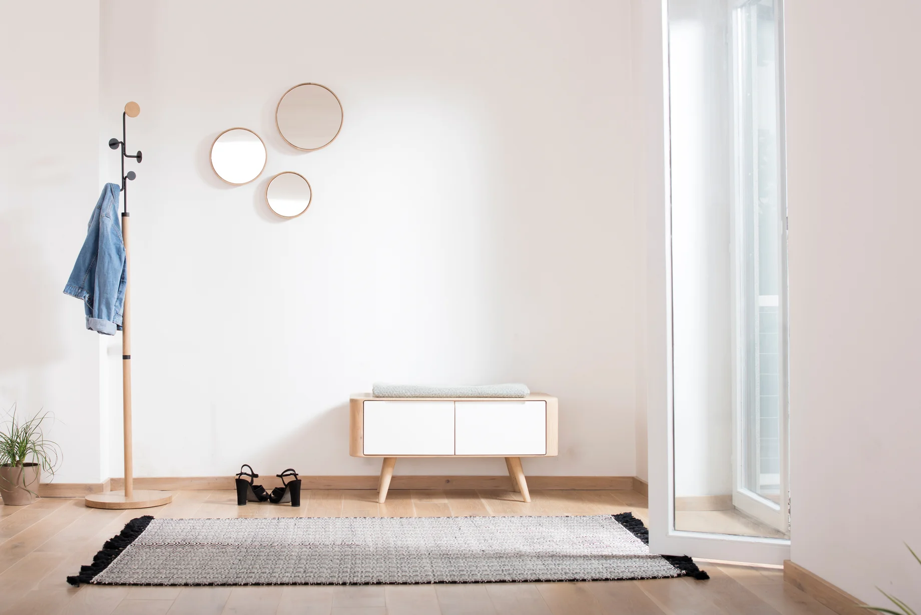 lq-am-hook-coat-stand-look-mirror-ena-bench-1.jpg