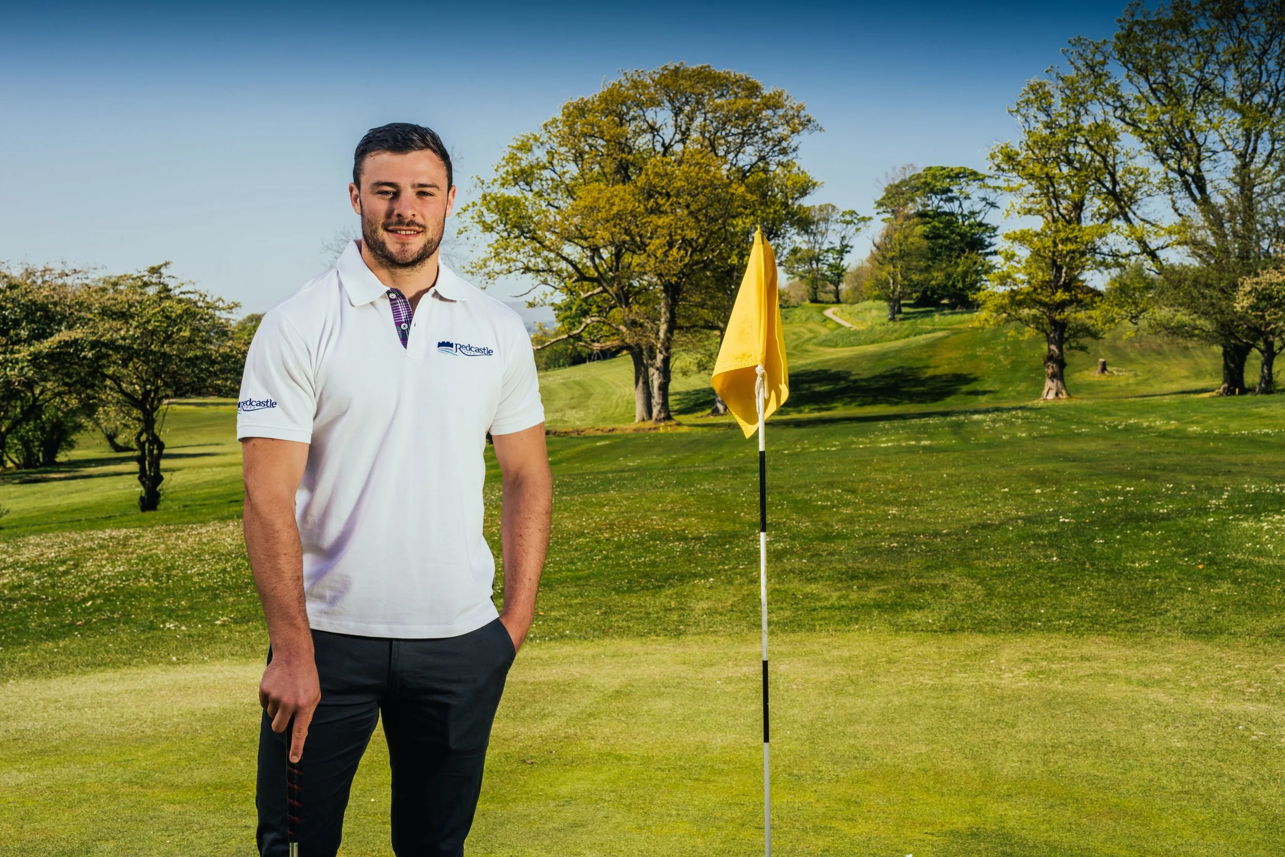 Irish Rugby Star Signs with Harcourt