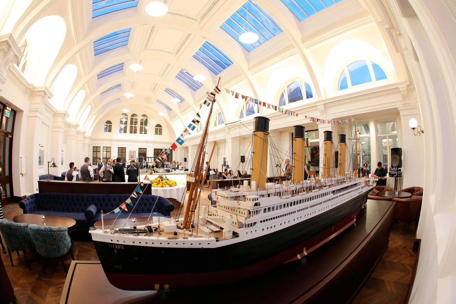 titanichotel.jpg