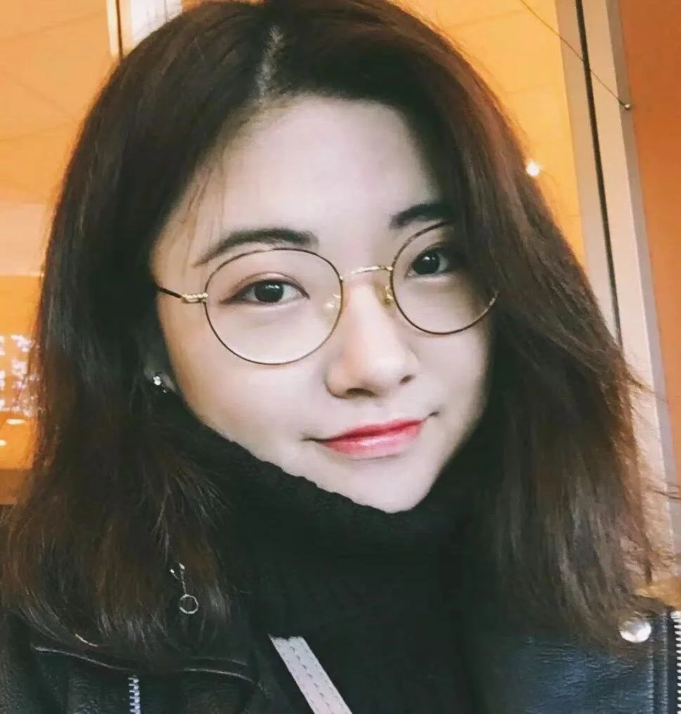 Chole Ding.jpeg