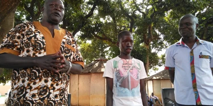 TEENAGE ORPHAN LAYS BRICKS AND DONATES MONEY