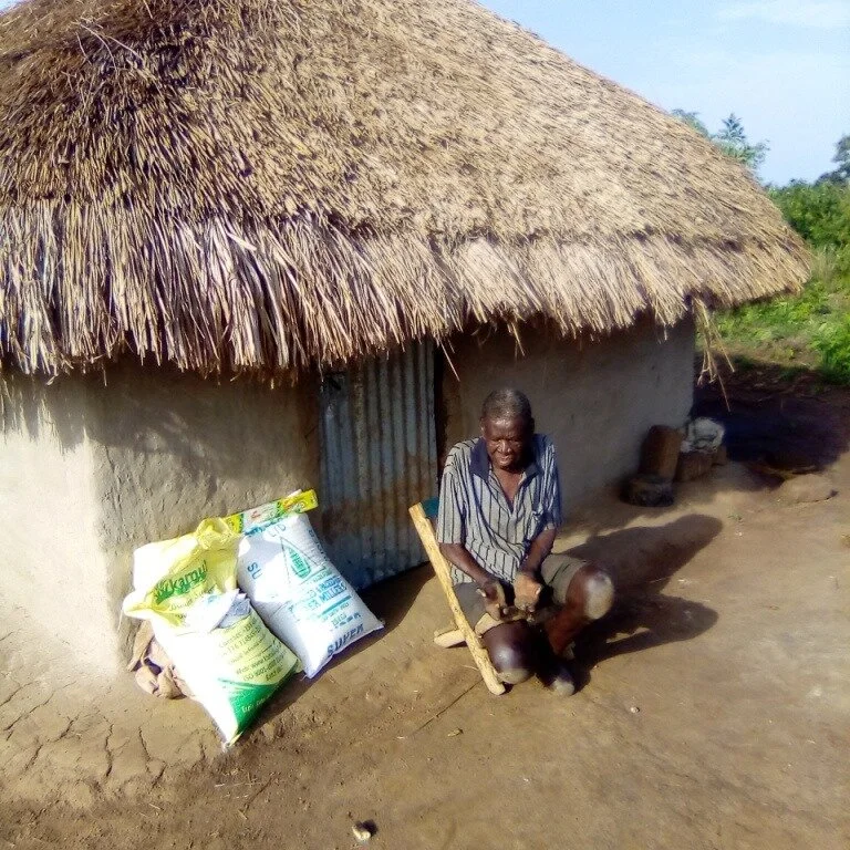 FOOD FOR THE 88-YEAR-OLD OGOLE BATTLING LEPROSY