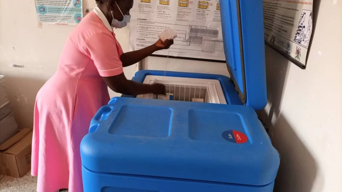 MTN Solar fridges boost Covid-19 vaccination in refugee communities.