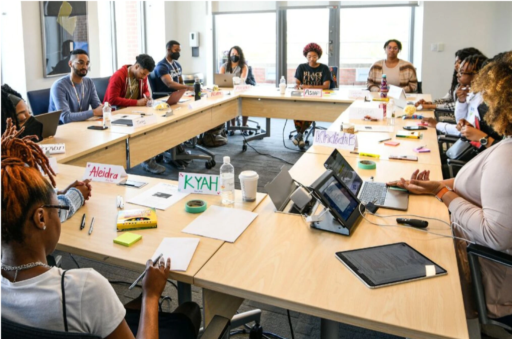 Empowering Tomorrow: Bezos Family's $186M Gift Sparks New Leadership Initiative