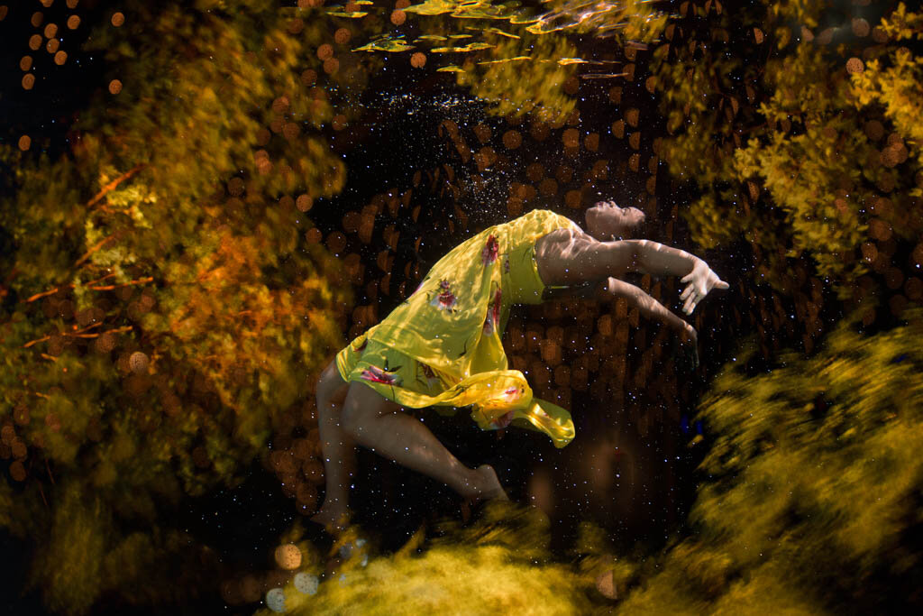 Underwater-goddess-portrait-session-denver-1.jpg