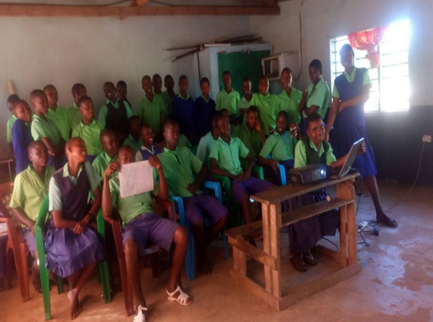 Child Club in session at Mtsara Wa Tsatsu Primary.png
